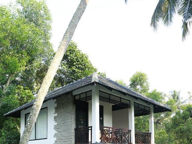 Villa Mayas Beach House à Mararikulam Extérieur photo